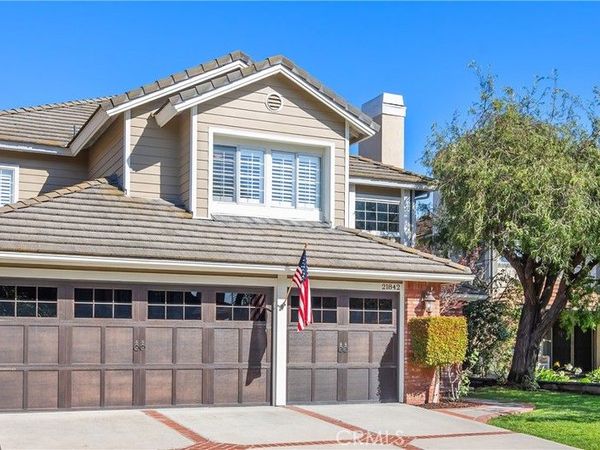 21842 Las Nubes, Rancho Santa Margarita, CA 92679
