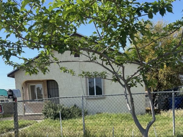 1007 E 18th, Bakersfield, CA 93305