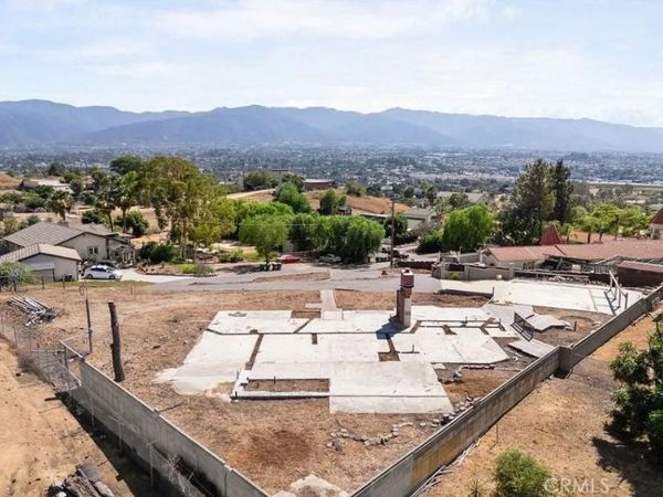 7800 View Lane, Corona, CA 92881
