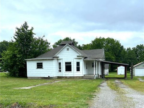 203 E Maple Street, Liberal, MO 64762