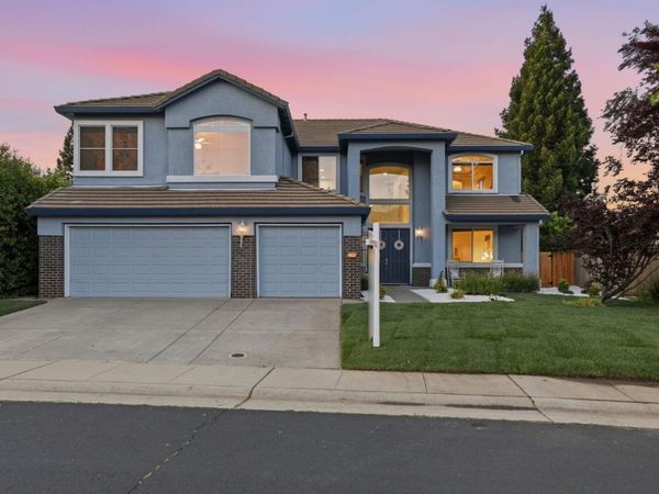 3249 Big Bear Dr, Roseville, CA 95747