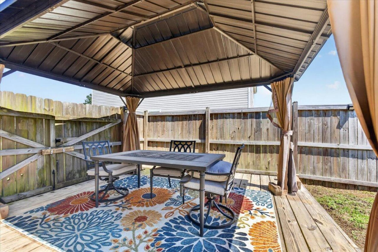 129 Hyrne Drive Photo 26