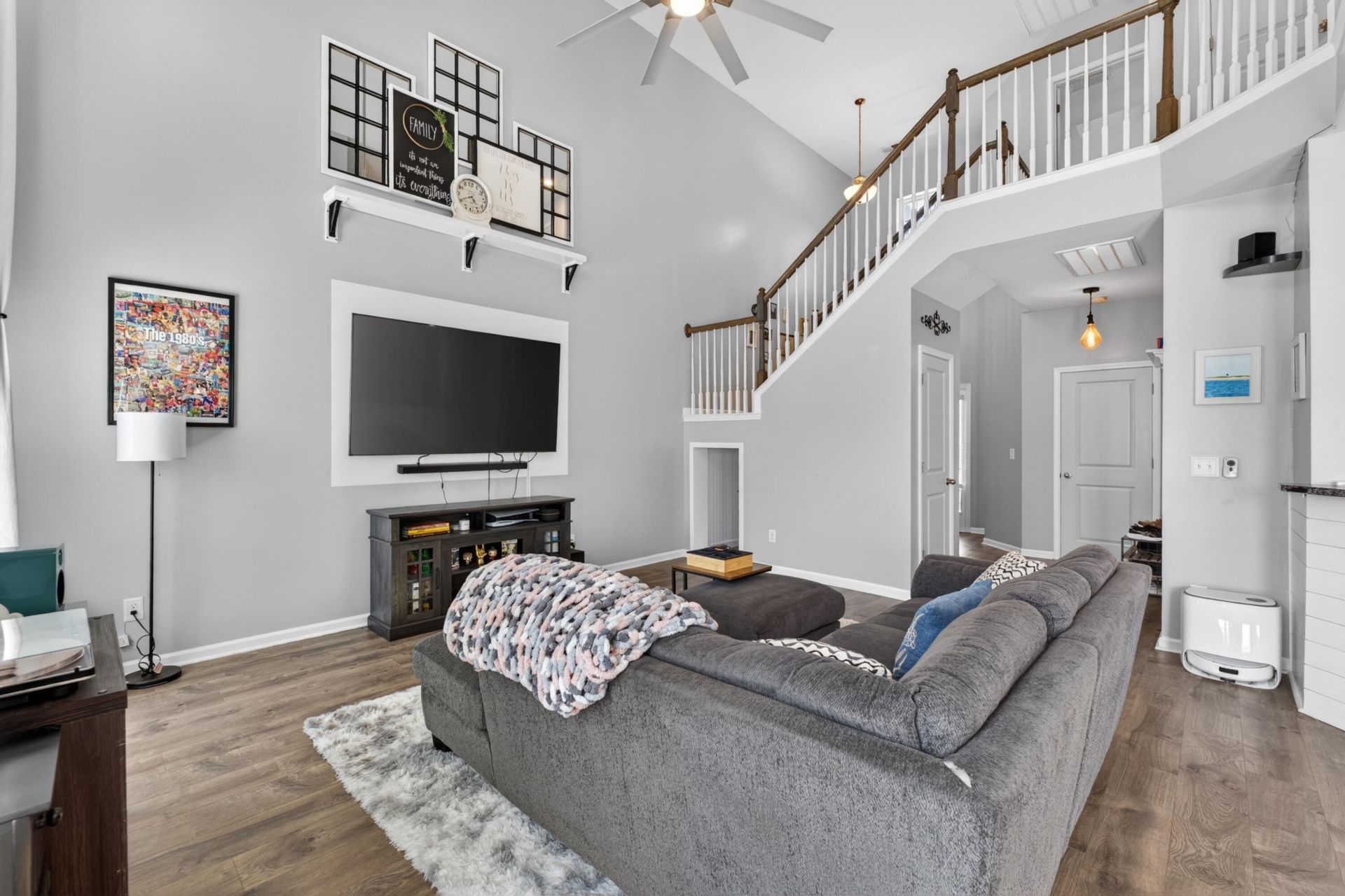 129 Hyrne Drive Photo 6