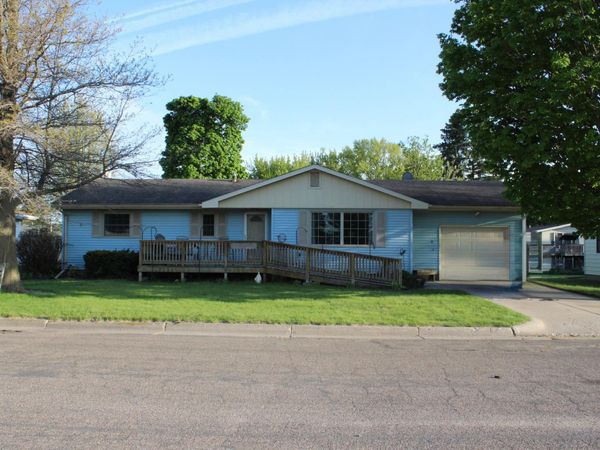 451 1st Street SW, Blooming Prairie, MN 55917
