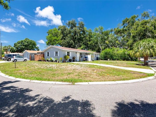 122 WERTZ DRIVE , LARGO, FL 33771
