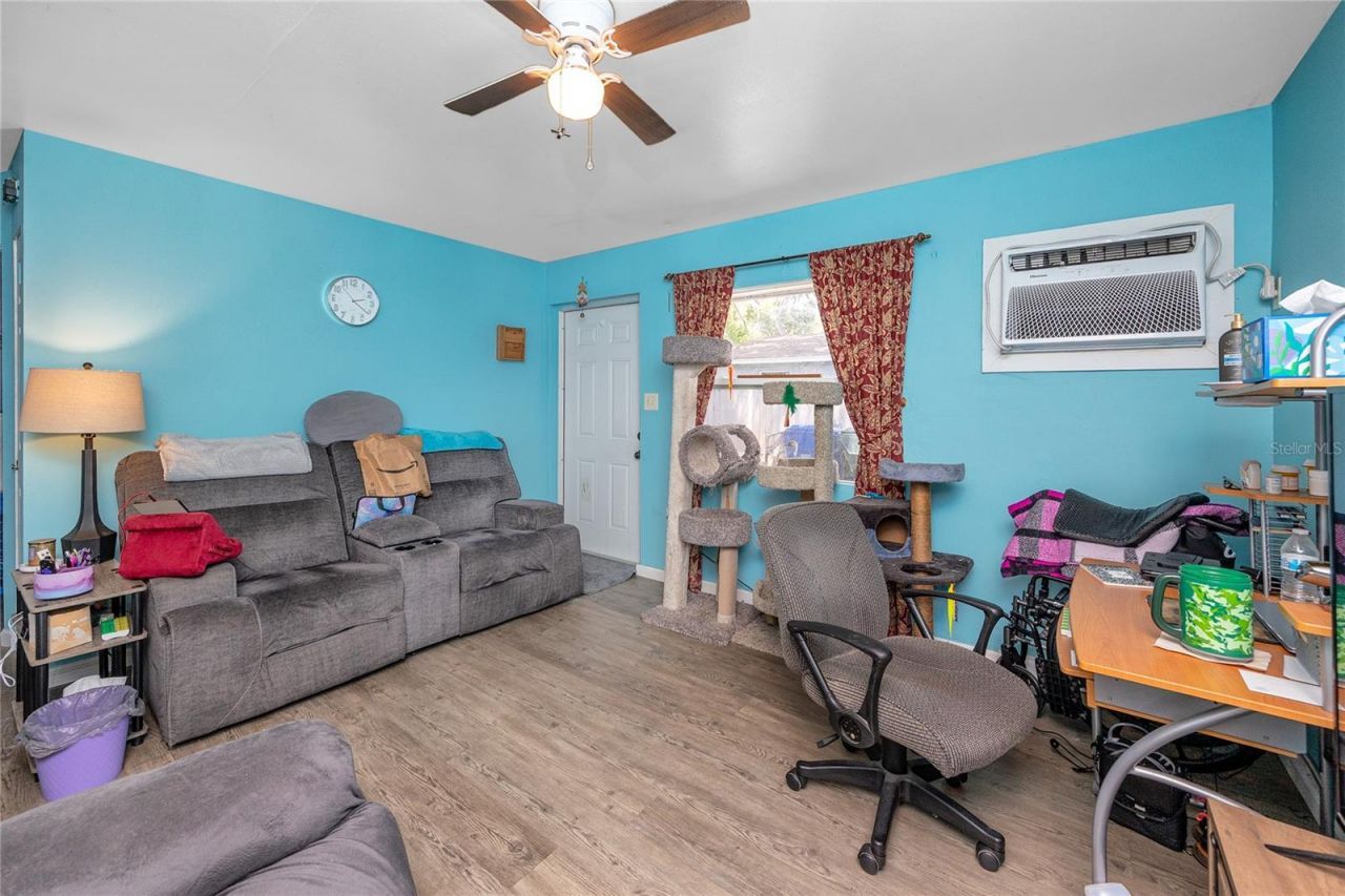 122 Wertz Drive , Largo, FL 33771 Photo