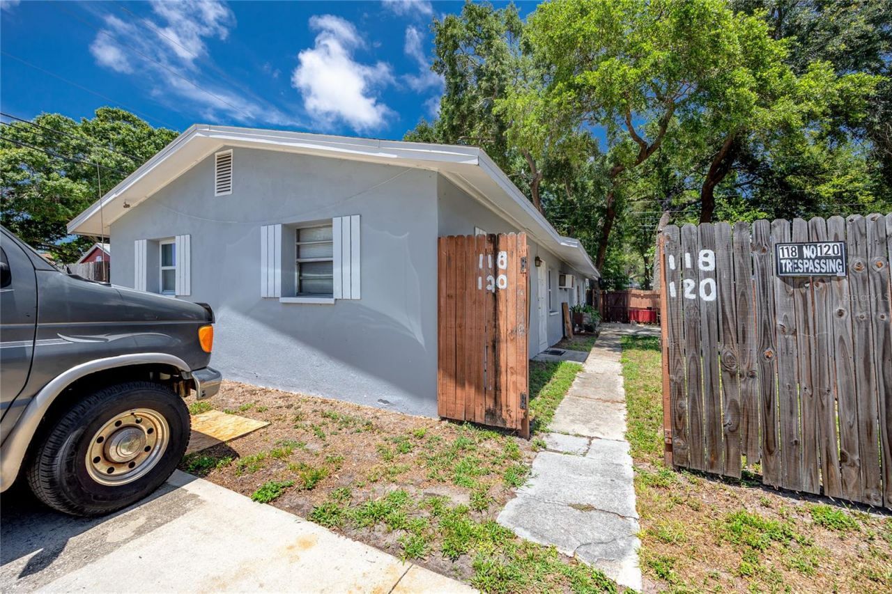122 Wertz Drive , Largo, FL 33771 Photo