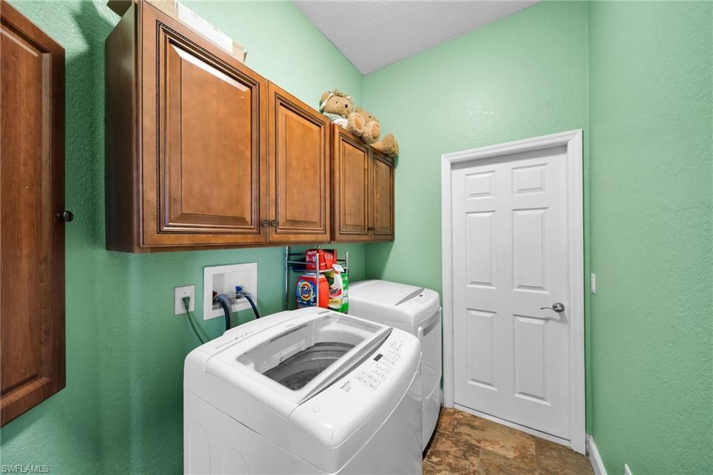 3241 Tropicaire Blvd, North Port, FL 34286 Photo