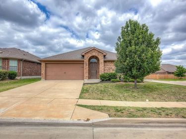 6300 Leaping Fawn Drive, Fort Worth, TX 76179
