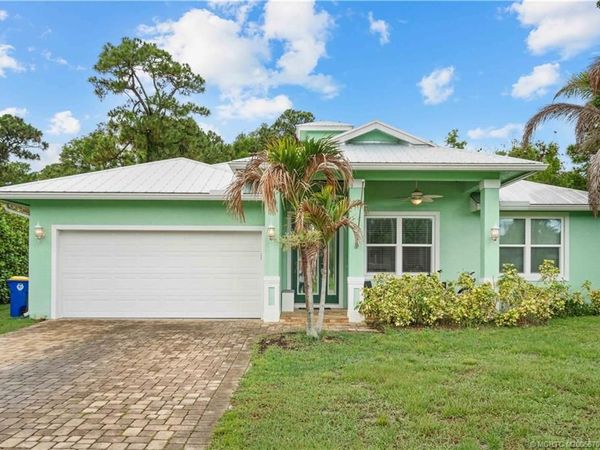 5608 SE 44th Avenue, Stuart, FL 34997