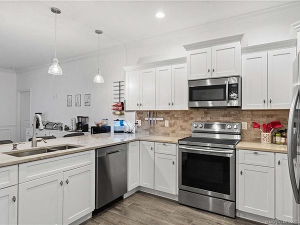 5608 SE 44th Avenue, Stuart, FL 34997