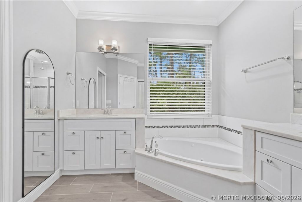 5608 SE 44th Avenue, Stuart, FL 34997 Photo