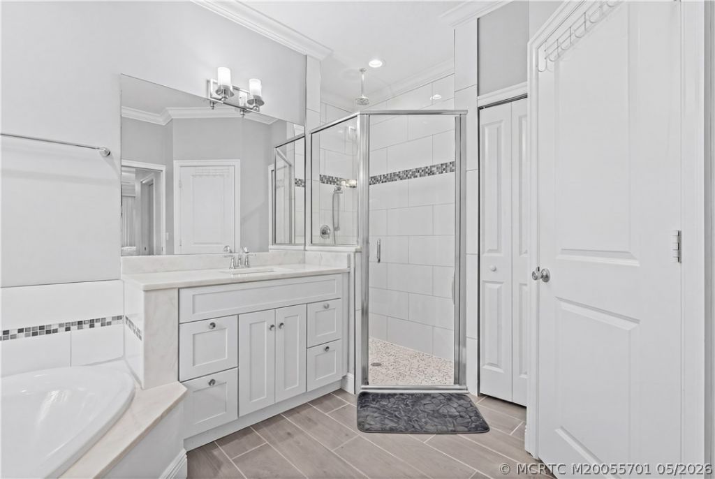 5608 SE 44th Avenue, Stuart, FL 34997 Photo