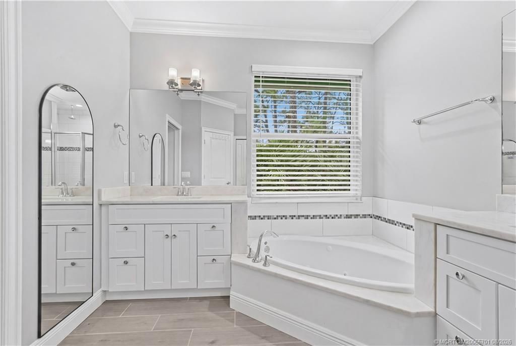 5608 SE 44th Avenue, Stuart, FL 34997 Photo
