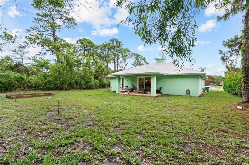 5608 SE 44th Avenue, Stuart, FL 34997 Photo