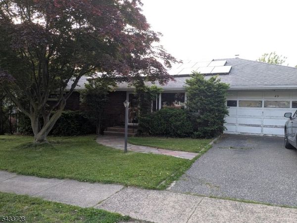 49 Kipp Ave, Elmwood Park, NJ 07407