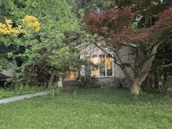 50 Brookside Ave, Caldwell, NJ 07006