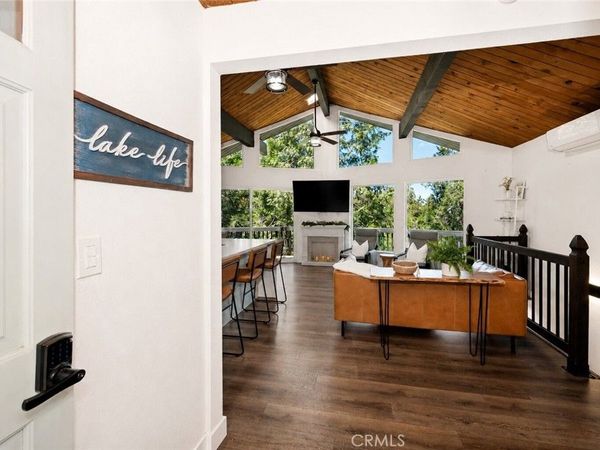24601 Geneva Drive, Crestline, CA 92325
