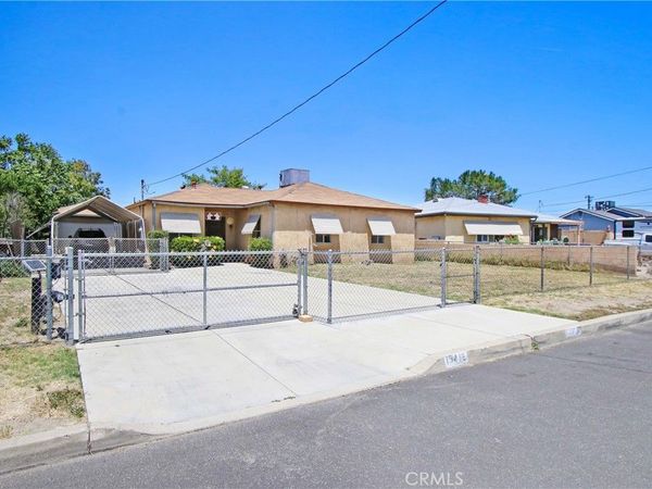 15412 Pine Avenue, Fontana, CA 92335