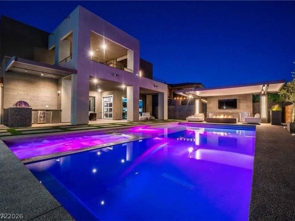 10337 Green Ember Drive , Las Vegas, NV 89135