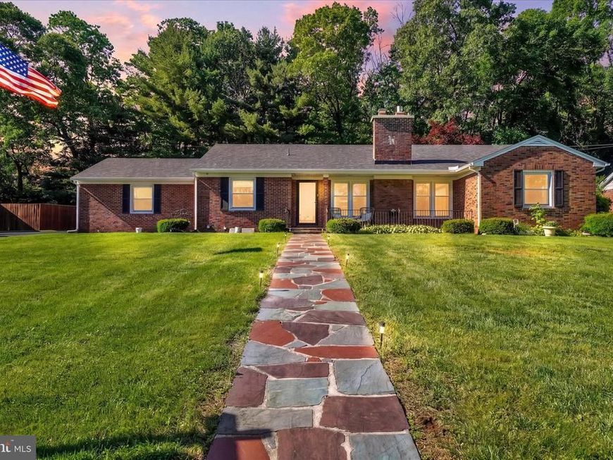 14 Charles Avenue, Stewartstown, PA 17363 Main Photo