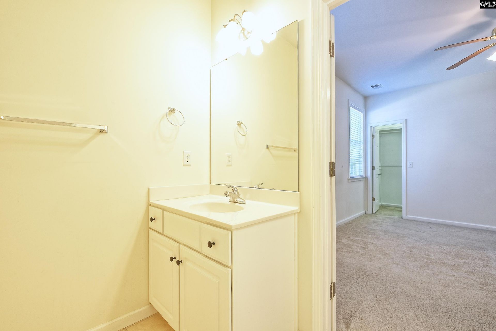 607 Harmon Street  Photo 30