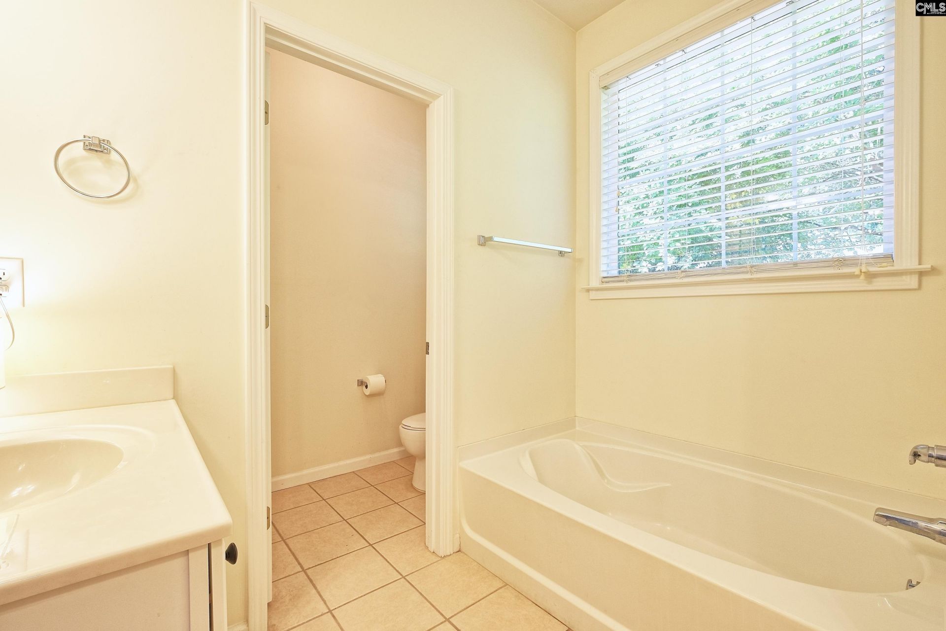 607 Harmon Street  Photo 33