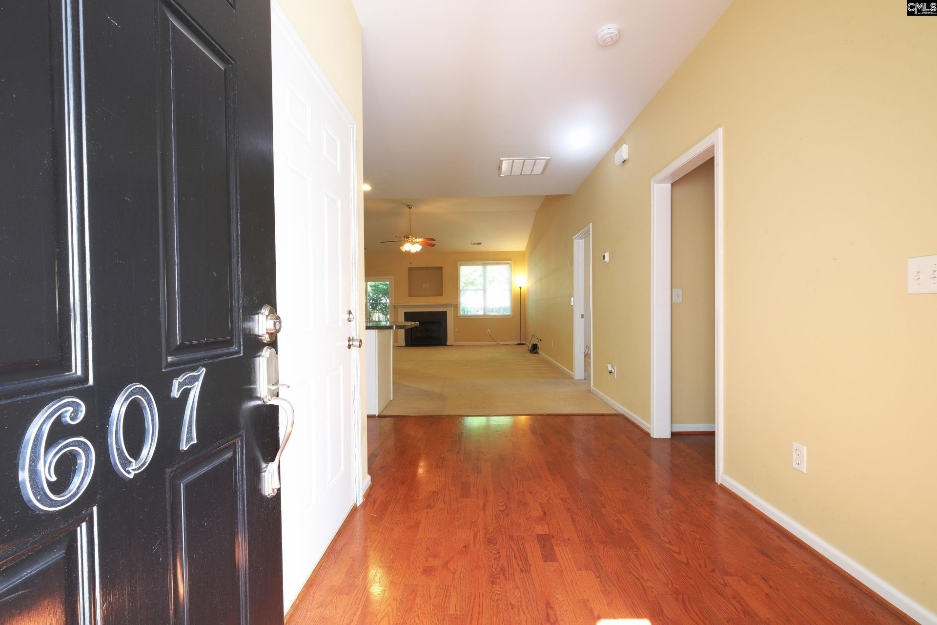 607 Harmon Street  Photo 9