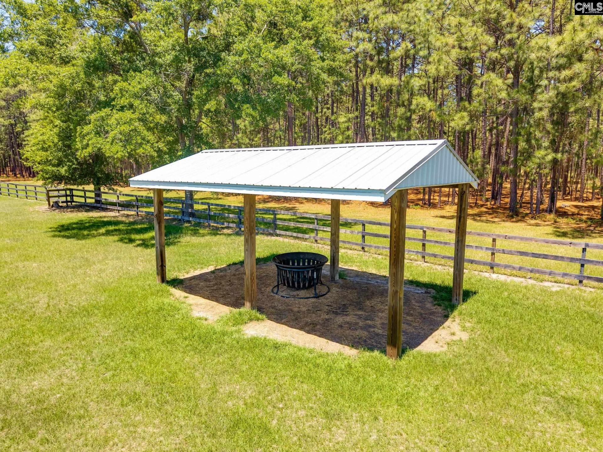 100 Horse Pasture Road Photo 78