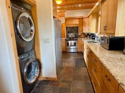 515 Eagle Crest Dr, Lake Almanor, CA 96020 Photo