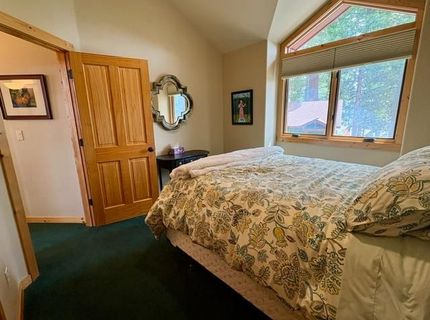 515 Eagle Crest Dr, Lake Almanor, CA 96020 Photo