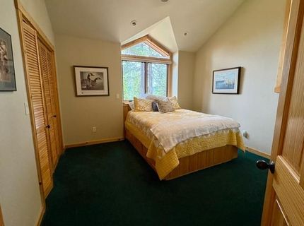 515 Eagle Crest Dr, Lake Almanor, CA 96020 Photo