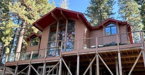 515 Eagle Crest Dr, Lake Almanor, CA 96020 Photo
