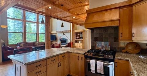 515 Eagle Crest Dr, Lake Almanor, CA 96020 Photo