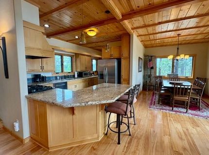 515 Eagle Crest Dr, Lake Almanor, CA 96020 Photo