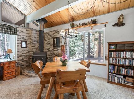 1869 Elks Club Drive, South Lake Tahoe, CA 96150 Photo