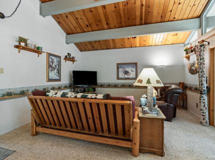 1869 Elks Club Drive, South Lake Tahoe, CA 96150 Photo