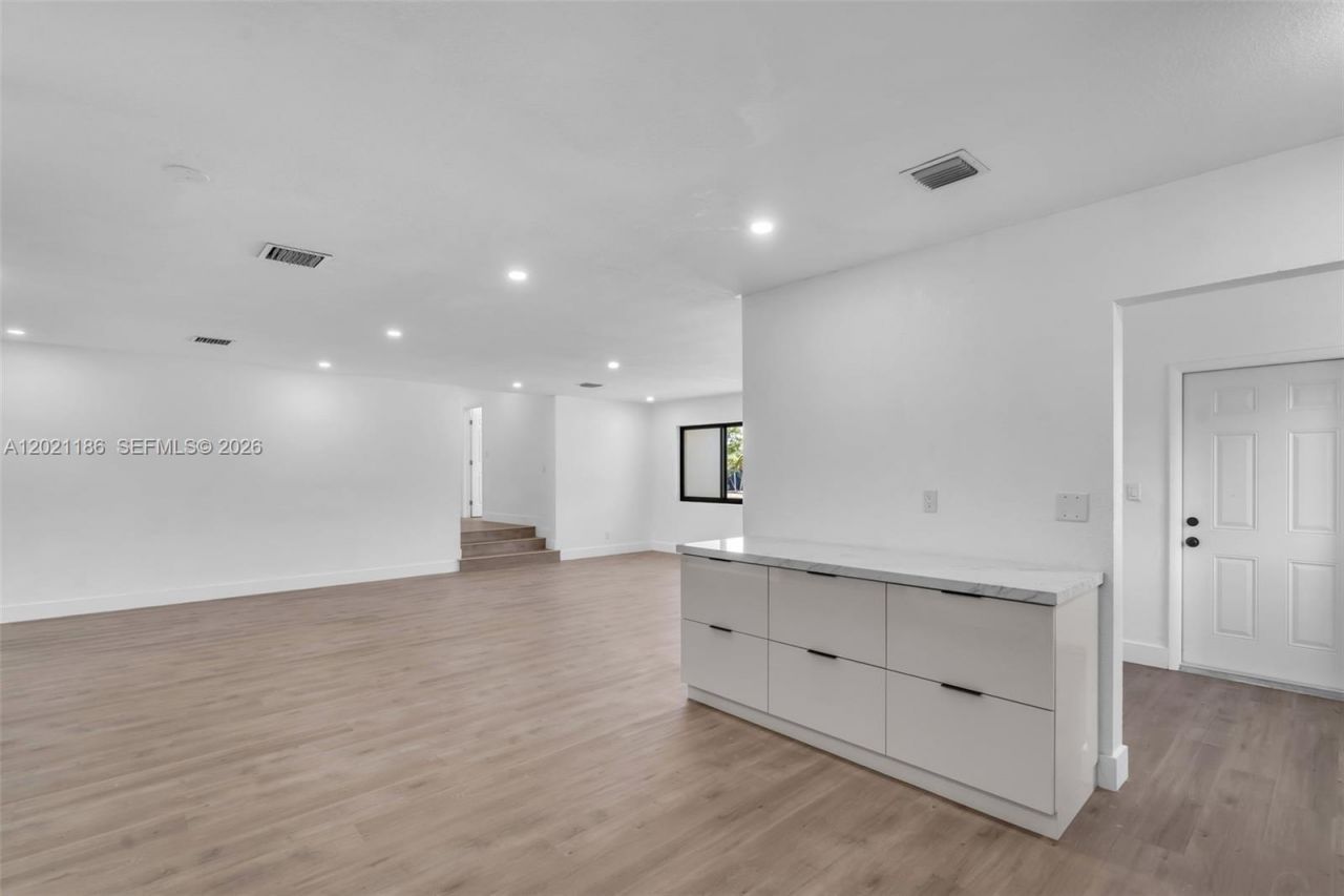 8841 NW 14th Ave , Miami, FL 33147 Photo