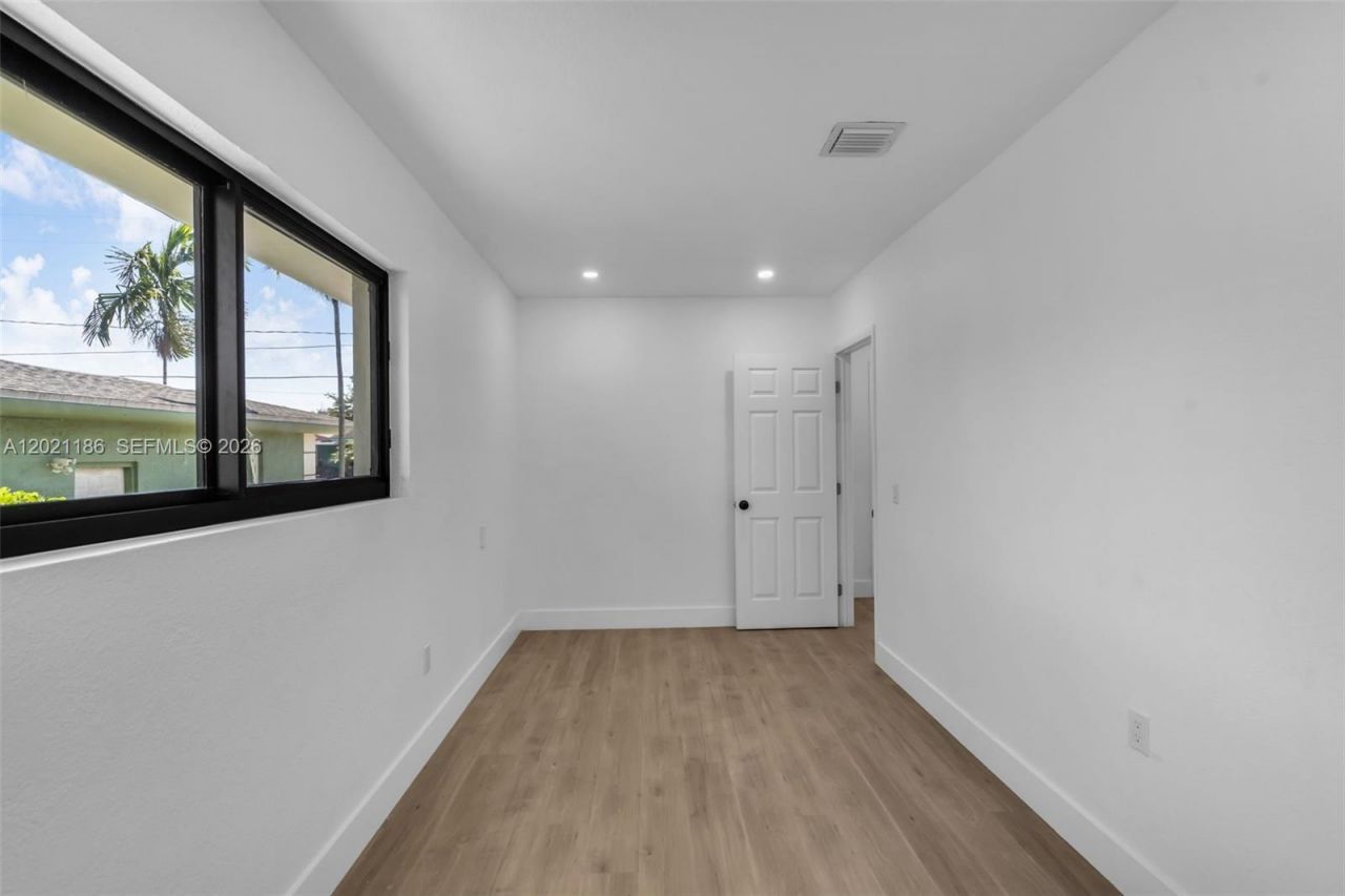 8841 NW 14th Ave , Miami, FL 33147 Photo