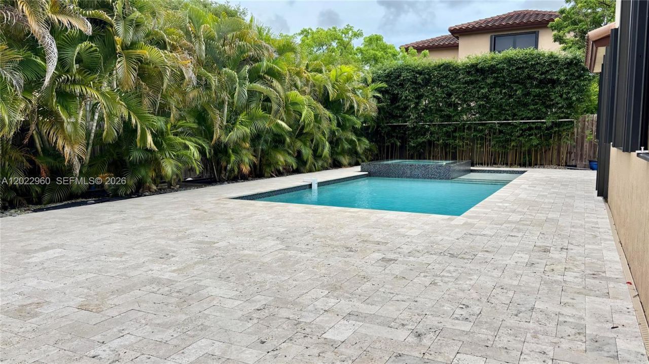 157 NE 25th Ave, Homestead, FL 33033 Photo