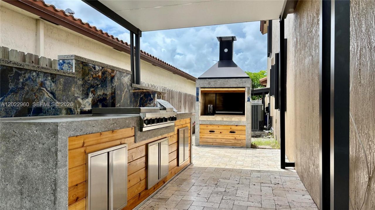 157 NE 25th Ave, Homestead, FL 33033 Photo