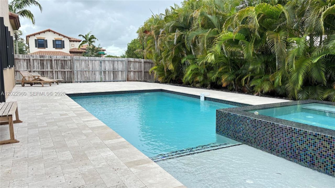 157 NE 25th Ave, Homestead, FL 33033 Photo