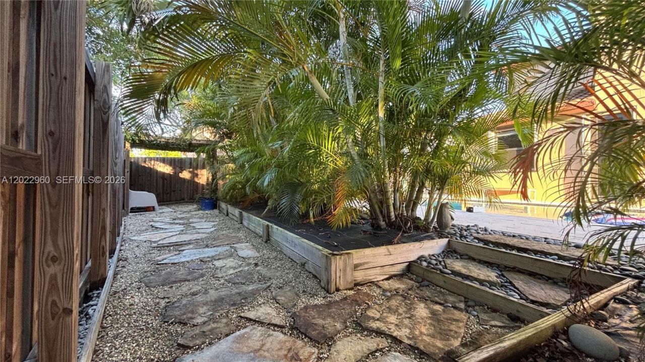157 NE 25th Ave, Homestead, FL 33033 Photo