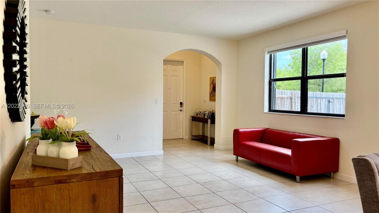 157 NE 25th Ave, Homestead, FL 33033 Photo
