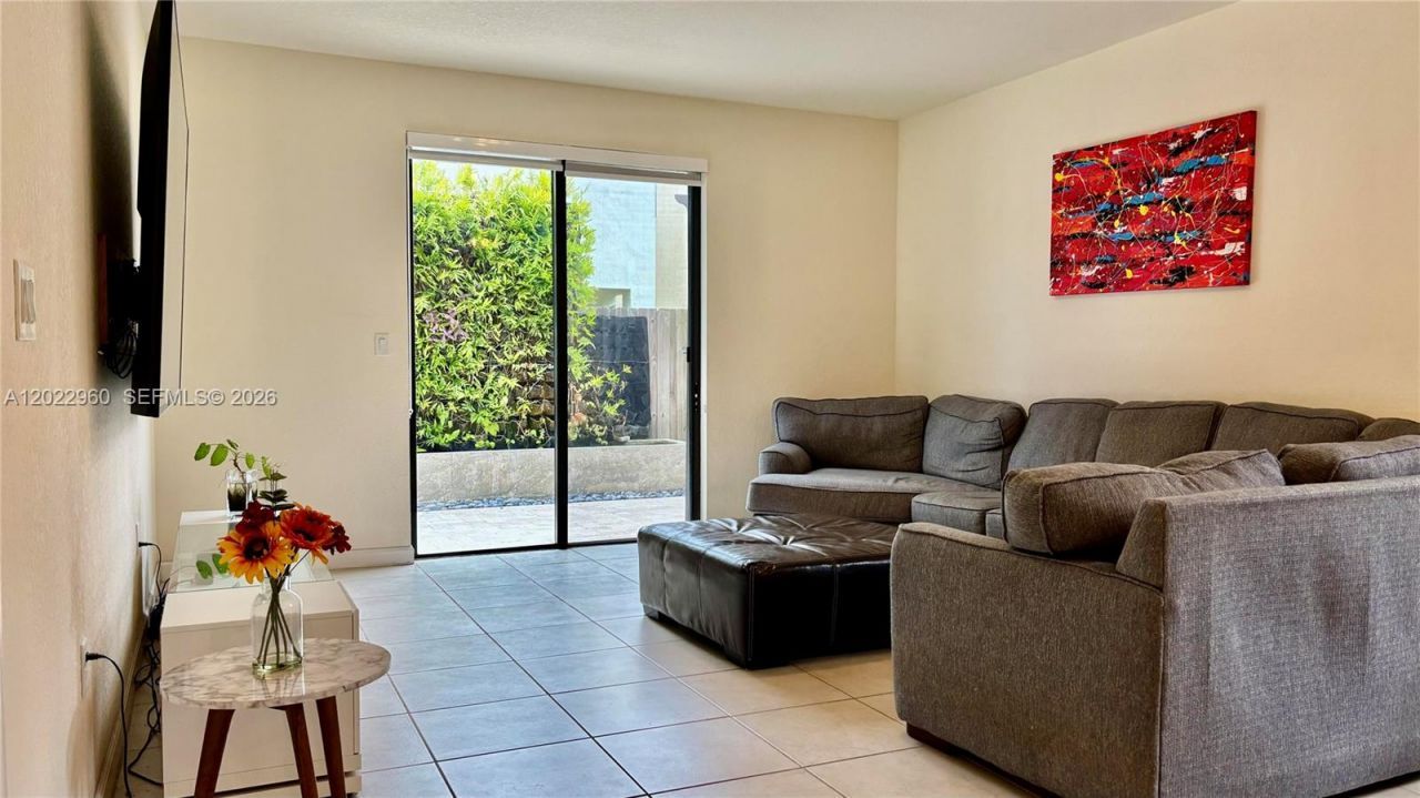 157 NE 25th Ave, Homestead, FL 33033 Photo
