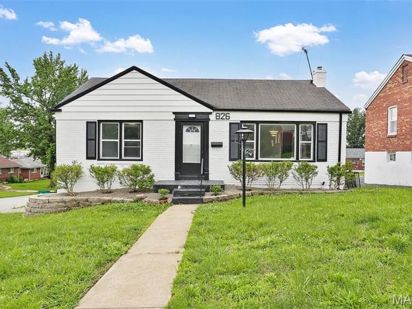 826 Fontaine Place, St Louis, MO 63137