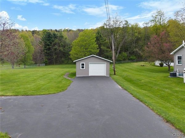 3800 Swamp Road , Morrisville, NY 13408