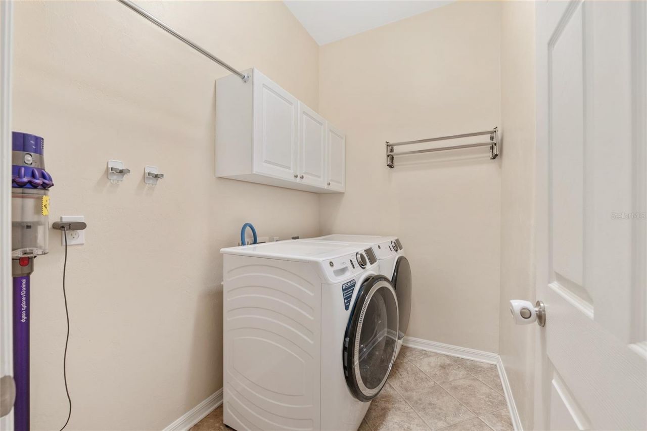 8632 SW 76th Place , Gainesville, FL 32608 Photo