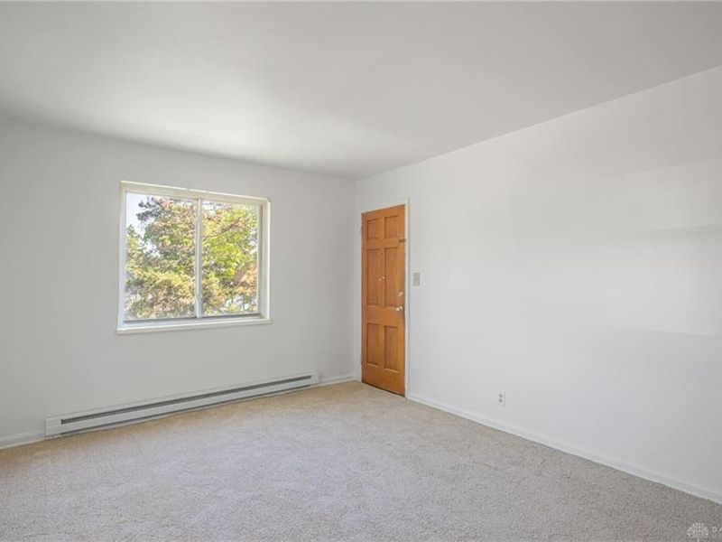 1588 Glenbeck Avenue, Unit C, Kettering, OH 45409 Photo 3