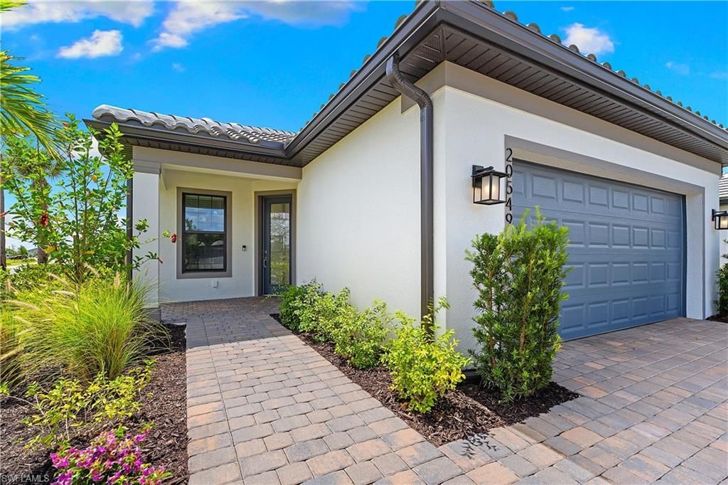 20549 Pebble Glen Dr, Estero, FL 33928 Photo